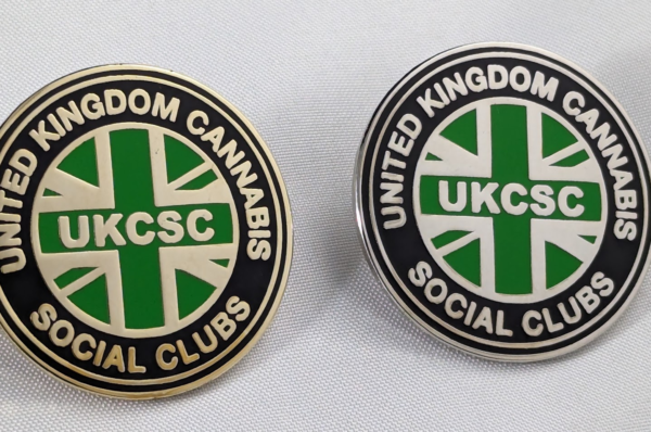 ukcsc logo enamel pin badge